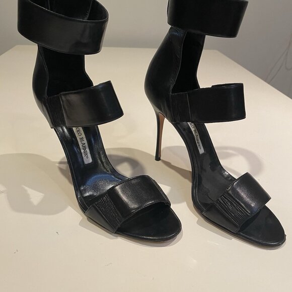 Manolo Blahnik Black Ankle Wrap Sandal - Picture 4 of 9